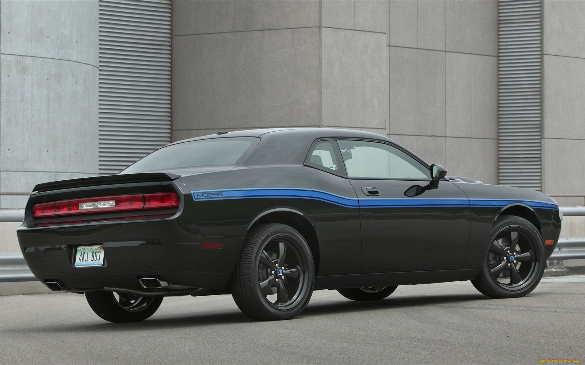 , dodge